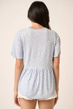 Load image into Gallery viewer, ANIMAL PRINT RUFFLE SHORT SLV KNIT TOP