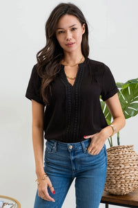 FRONT FLORAL LACE WOVEN TOP