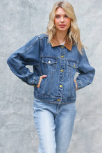 Load image into Gallery viewer, CORDUROY COLLAR BUTTON DOWN DENIM JACKET