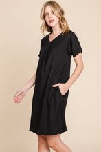 Load image into Gallery viewer, SOLID CRINKLE V-NECK DRESS