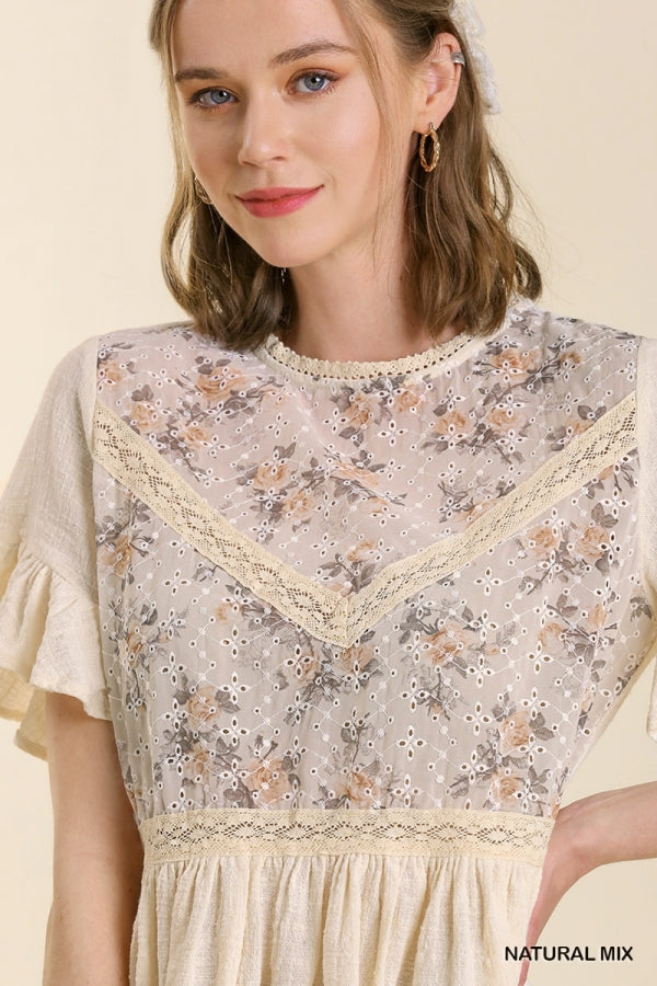 Short Sleeved Floral Print Top with Eyelet and Lace Trim