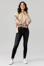 Load image into Gallery viewer, PLUS FLORAL LONG SLEEVE SLITS PULLOVER TOP