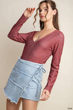 Load image into Gallery viewer, ESSENTIAL STRETCH FABRIC BODYSUIT