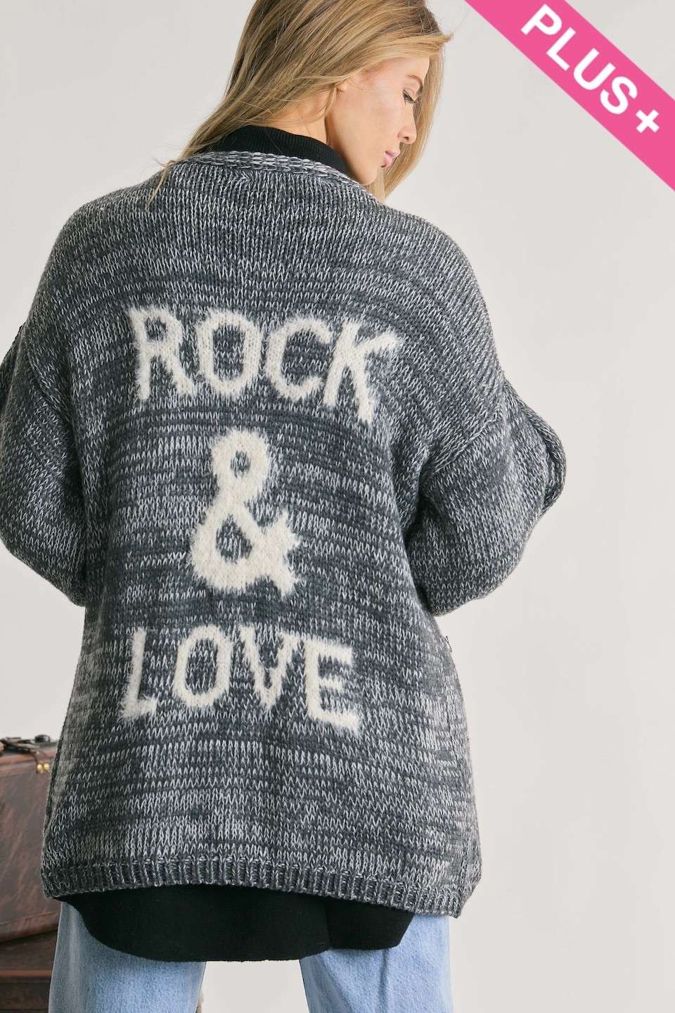 KNIT LONG SLEEVE CARDIGAN