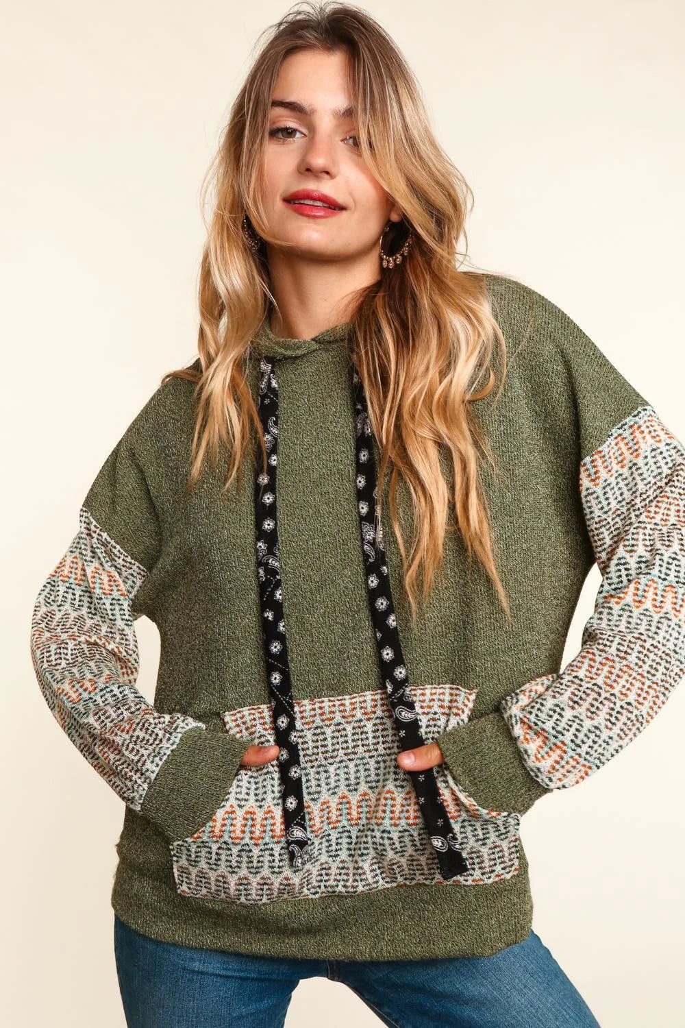 CORDED SWEATER KANGAROO POCKET HOODIE