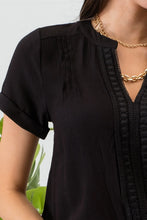 Load image into Gallery viewer, FRONT FLORAL LACE WOVEN TOP