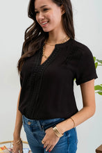 Load image into Gallery viewer, FRONT FLORAL LACE WOVEN TOP