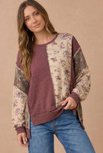 Load image into Gallery viewer, Plus Mixed Fabric Floral Waffle Knit Paneling Top