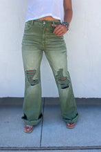 Load image into Gallery viewer, BLAKELY DISTRESSED COLORED JEANS