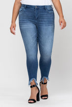 Load image into Gallery viewer, Mid Rise Frayed Hem Crop Skinny