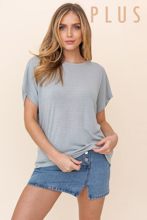 SHORT SLEEVE BACK BUTTON DOWN TOP