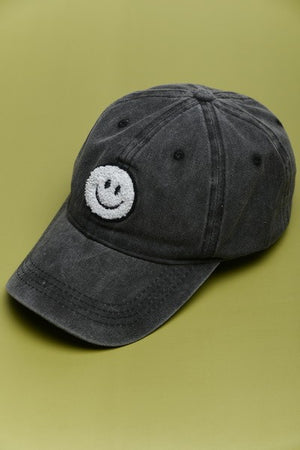 WASHED SHERPA HAPPY FACE BASEBALL CAP