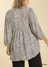 Load image into Gallery viewer, Animal Print V Neck Smocked Detail Baby doll Top