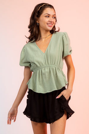 Solid linen ruffle detail shorts