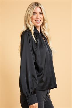 TWIST NECK BLOUSE