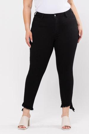 Mid Rise Black Crop Skinny w. Fray Hem