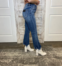 Load image into Gallery viewer, HIGH RISE RAW HEM ANKLE FLARE