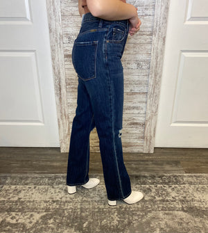 ULTRA HIGH RISE MEDIUM WASH 90S BOYFRIEND Jeans