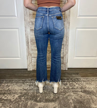 Load image into Gallery viewer, HIGH RISE RAW HEM ANKLE FLARE