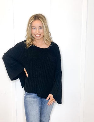 ROUND NECK RELAXED FIT SWEATER