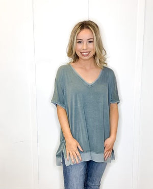V NECK MIXED WASH TOP