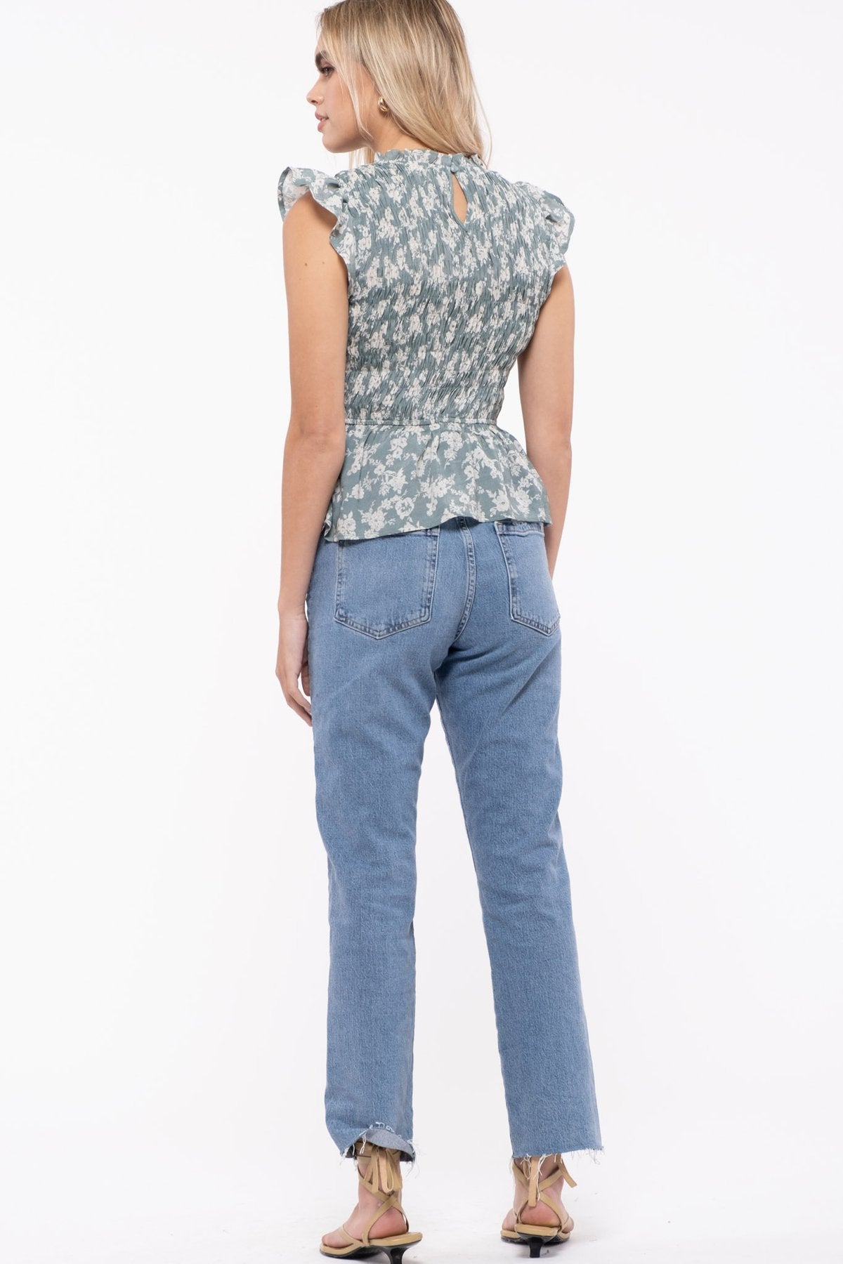 FLORAL SMOCKED BODY BLOUSE