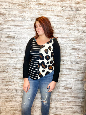 STRIPED WITH ANIMAL PRINTED V NECK LONG SLEEVE TOP
