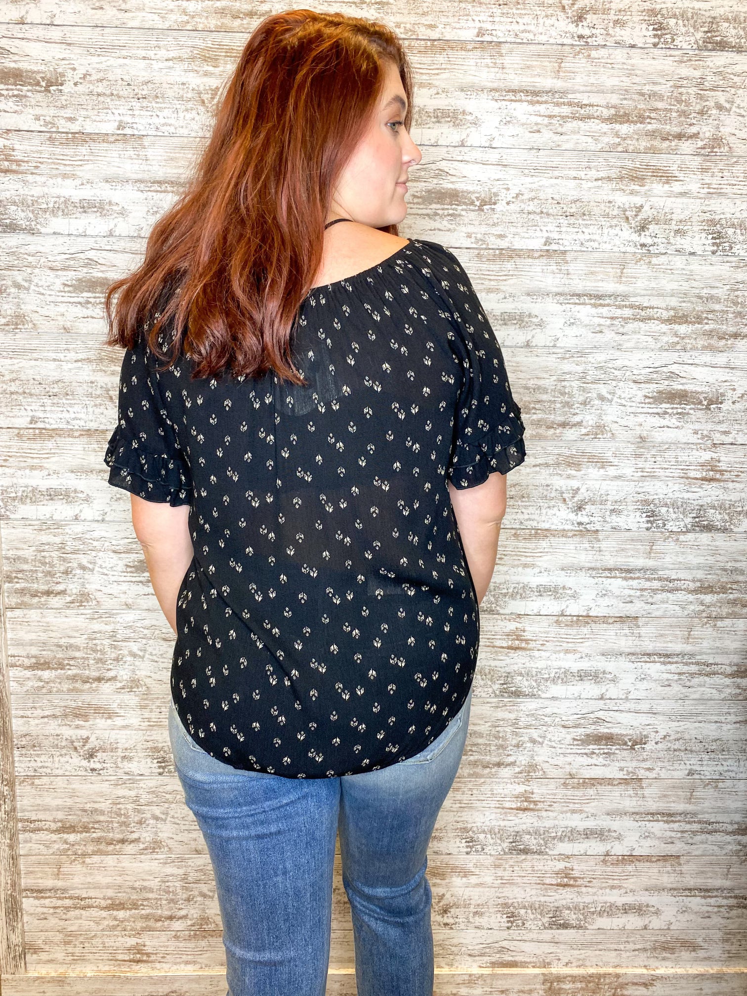 Floral Print Ruffle Short Sleeve Boat Neck Top