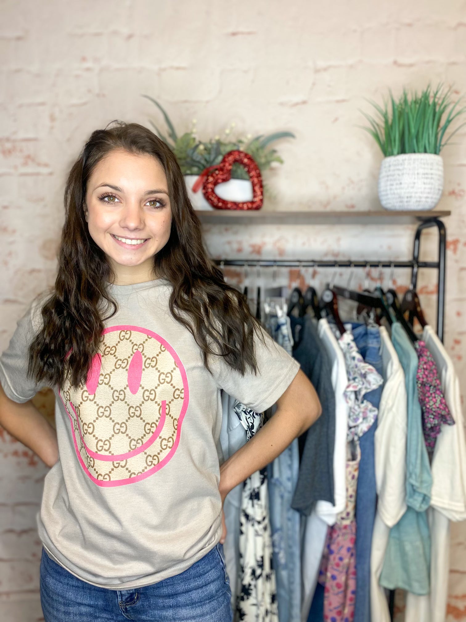 HOT PINK SMILIE TEE