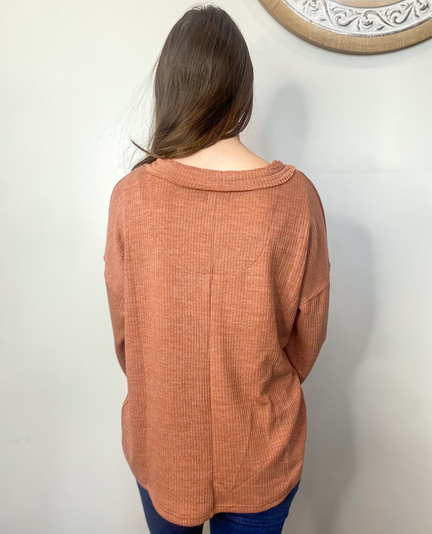RIBBED PULLOVER KNIT